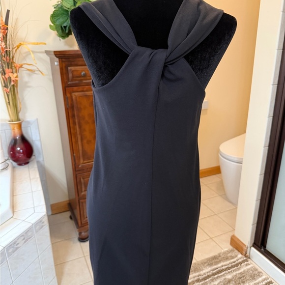 Banana Republic dress twisted back - Picture 2 of 7